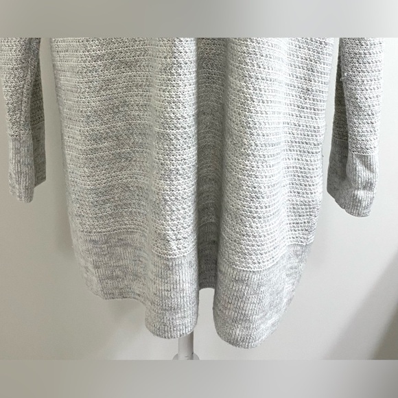 GAP Womens L Solid Gray Long Sleeve Long Cardigan Sweater Boho Classic Preppy - Picture 7 of 12